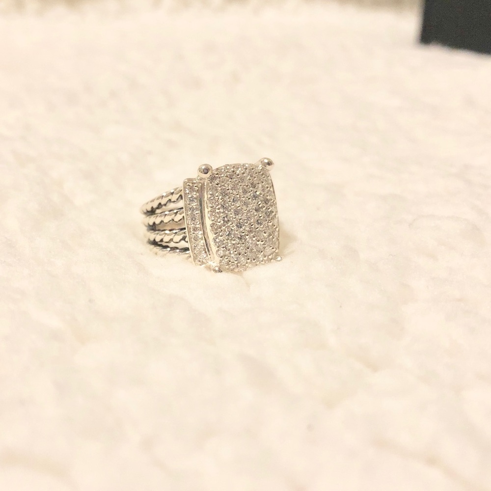 SOLD!!!! Like new Wheaton w/diamonds 16x12mm - Picture 2 of 8
